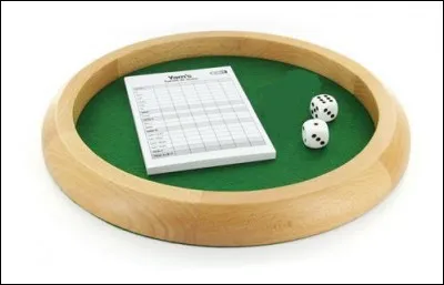 Combien de dés faut-il pour jouer au Yams ?