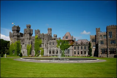 Quel est le nom de ce château situé dans le comté du Galway ?