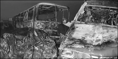 La catastrophe de Beaune, accident routier le plus meurtrier en France, fait 53 morts dont 46 enfants et adolescents : c'était il y a ...