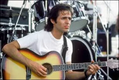 Complétez le titre de cette chanson : "Tournent les...