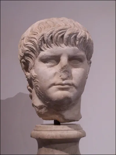 Quand Néron a-t-il régné ?