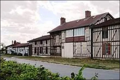 Nous sommes dans le Grand-Est, à Outines. Village au sud-ouest du lac du Der-Chantecoq, il se situe dans le département ...