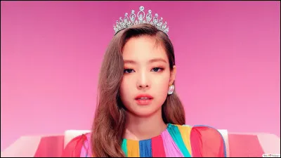 En quelle année est arrivée Jennie à YG Entertainment ?