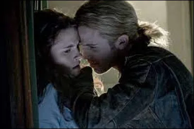 Quelle est lunique proie de James qui a réussi à échapper lors dune traque ?