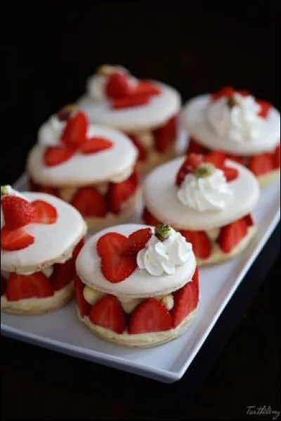 Dans quel pays la ligne 5 du métro a-t-elle aussi une station "Marche" ?