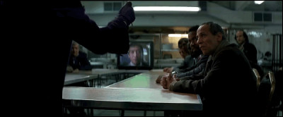 O&ugrave; est le Joker dans le film quand il fait ce tour de magie ?