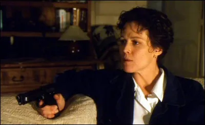 Dans quel film Sigourney Weaver est-elle une femme ayant été torturée lors d'une dictature militaire dans son pays ?