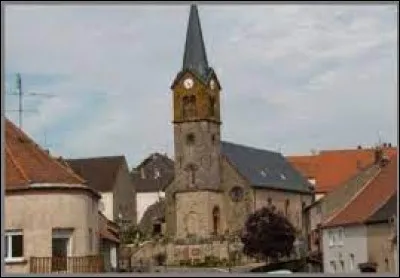 Je vous emmène maintenant dans le Grand-Est, à Etting. Village du Pays de Bitche, il se situe dans le département ...