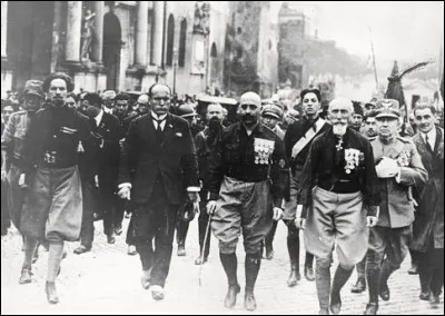 Mussolini arrive au pouvoir en Italie : c'était il y a ...