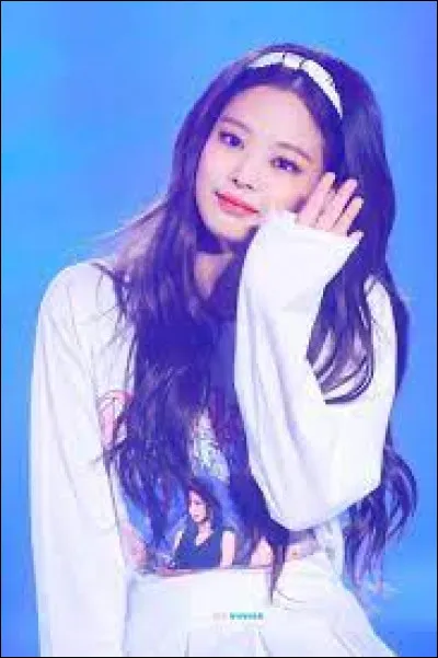 À quel âge Jennie a-t-elle commencé à apprendre la K-pop ?