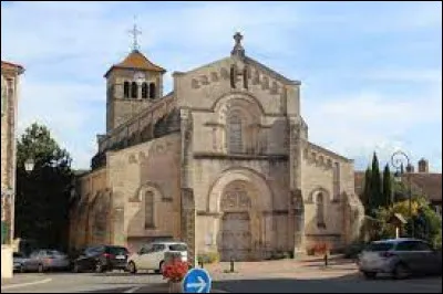À Azé (Saône-et-Loire), les habitants portent le nom de ...