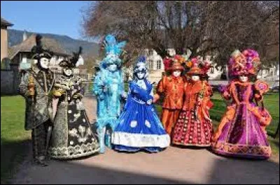 Ville à la confluence de la Moselle et de la Moselotte, connue pour son carnaval Vénitien, Remiremont se situe dans le département ...