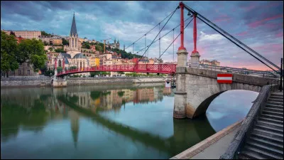 Laquelle de ces villes est dans le département du Rhône ?