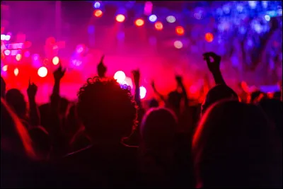 Tu as reçu une invitation pour un concert.