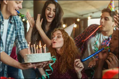 C'est le jour de ton anniversaire et...