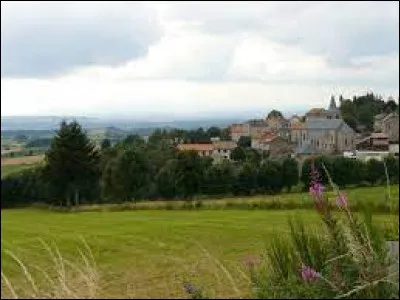 Village d'Auvergne-Rhône-Alpes, limitrophe de la Haute-Loire et de la Lozère, Clavières se situe dans le département ...
