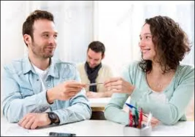 Trouve la traduction du verbe "prêter".