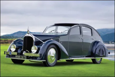 Pionnier français de l'aviation, Gabriel [xxx] s'est lancé dans l'automobile après la première guerre mondiale et s'est fait connaître par ses réalisations singulières, inspirées de l'architecture. Cette berline profilée en est l'un des meilleurs exemples mais comment s'appelle-t-elle ?