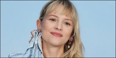 De quel instrument joue-t-elle ?