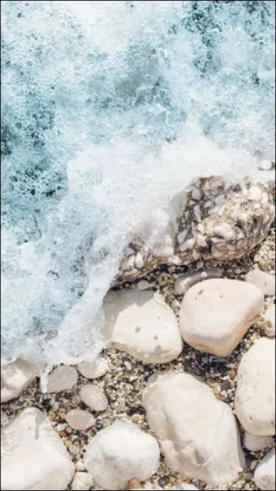 Quelle est la masse du ballon utilisé en gymnastique rythmique ?