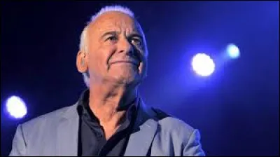 Complétez le titre de cette chanson : "Le grain de...