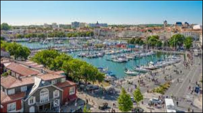Comment appelle-t-on les habitants de la ville portuaire de La Rochelle ?