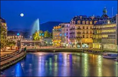 Pour terminer ce quiz, rendez-vous en Suisse. Comment appelle-t-on les habitants de Genève ?