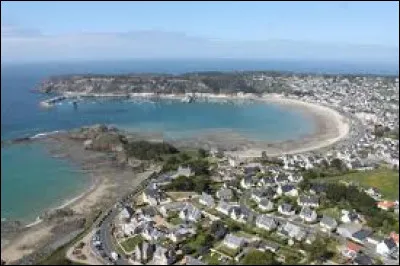 Comment appelle-t-on les habitants d'Erquy (C&ocirc;tes-d'Armor) ?