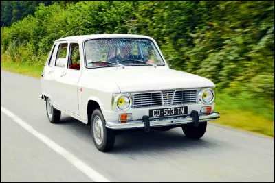 Cette petite familiale, équipée d'abord d'un moteur de 845 cm3 puis e 1100, a été produite à 1,7 million d'exemplaires de 1968 à 1980 :