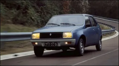 Cette voiture compacte a été produite de 1976 à 1983 à près d'un million d'exemplaires dans la nouvelle usine Renault de Douai :
