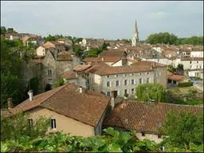 Les habitants de Confolens (Charente) portent le gentilé ...