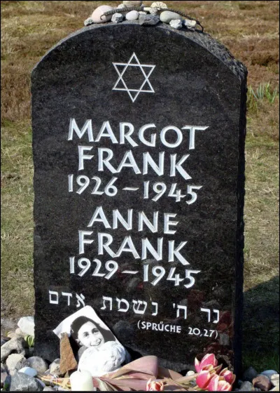 En quelle année est décédée Anne Frank ?
