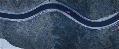 5e > Synonyme de luxe (longtemps) cette marque très british louvoie dans l'imperfection sur toute sa gamme. Laquelle ?