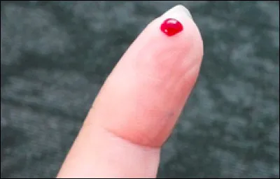 Tu vois quelqu'un qui saigne, que fais-tu ?