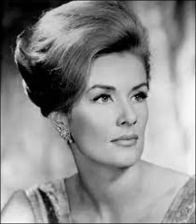 Quel est le nom de cette actrice ?