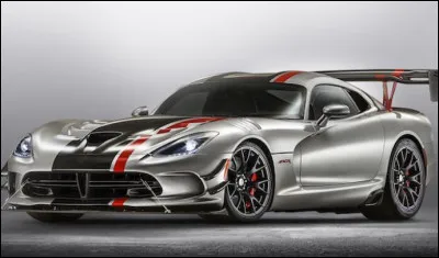 Quelle est la marque de cette voiture ?