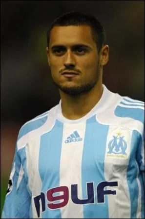 Les rcidivistes bis Lors de son passage  l'OM, il avait failli en venir aux mains avec son coach Eric Gerets A peine arriv  Wolfsburg, il se bat  l'entranement avec son quipier Dzeko :