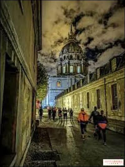 À quel écrivain doit-on le roman "Le Ventre de Paris" ?