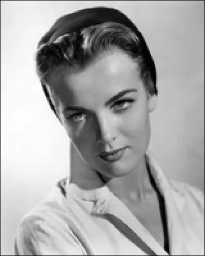 Quel est le nom de cette lady ?