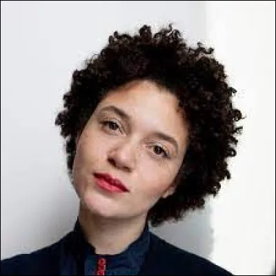 Quel est le nom de cette actrice ?