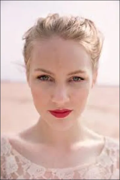 Quel est le nom de cette actrice ?