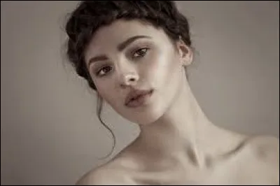 Quel est le nom de cette actrice ?