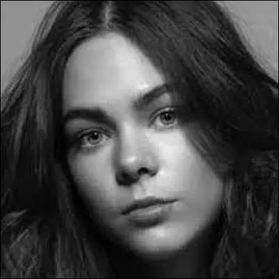 Quel est le nom de cette actrice ?