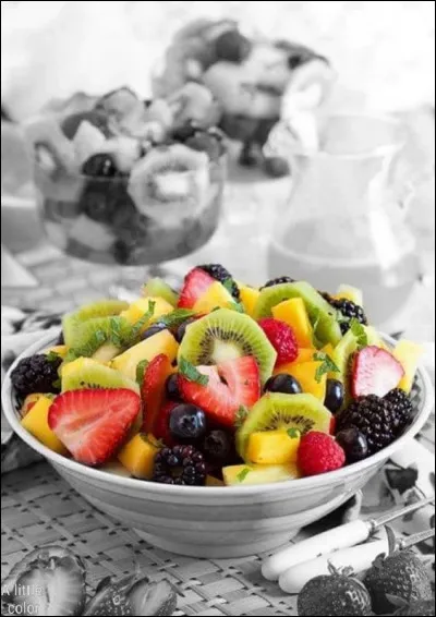 Voici une question pour les vieux (s'ils ne sucrent pas encore les fraises) : que nous chantait Henri Salvador ?