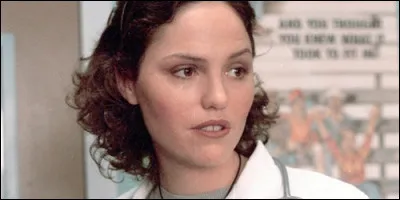 Pour quelle raison le Dr Romano licencie-t-il Maggie Doyle ?