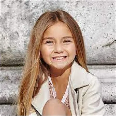 De quelle couleur sont ses yeux ?