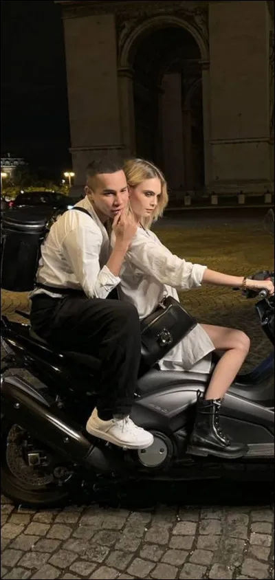 Pourquoi Cara a-t-elle quitté son ex ?