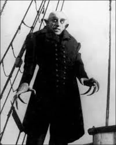 Revenons au fantastique : 1922, Friedrich Wilhelm Murnau réalise un film muet en noir et blanc avec pour sujet les vampires. Comment s'intitule (en français), cette uvre ?