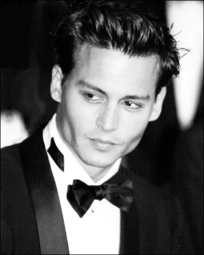Quel est le signe astrologique de Johnny Depp ?