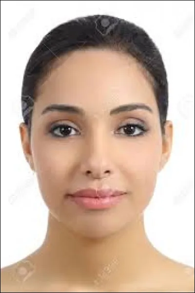 Qu'est ce qui ne s'arrête jamais de grandir qui meurt et se détache de la peau ?